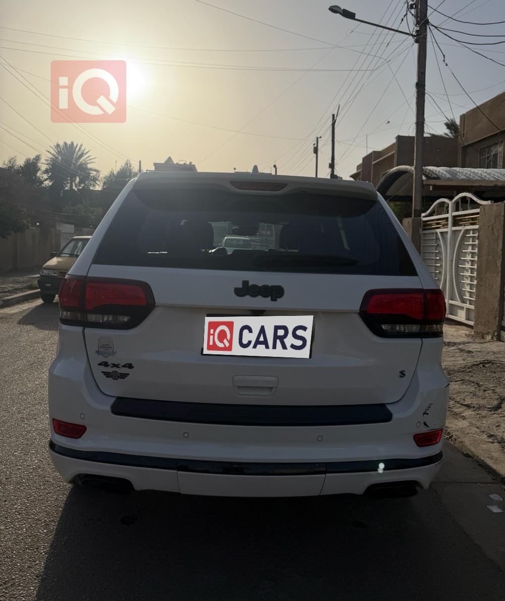 جيب جراند شيروكي